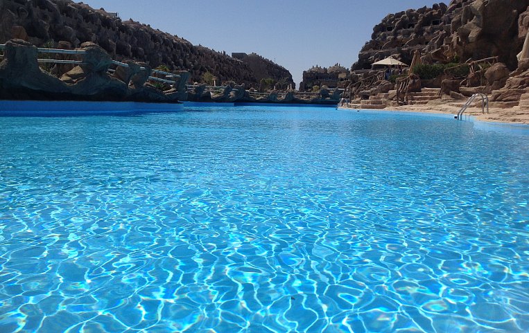 Caves Beach Resort Hurghada 5*