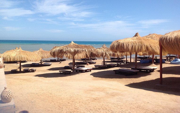 Caves Beach Resort Hurghada 5*