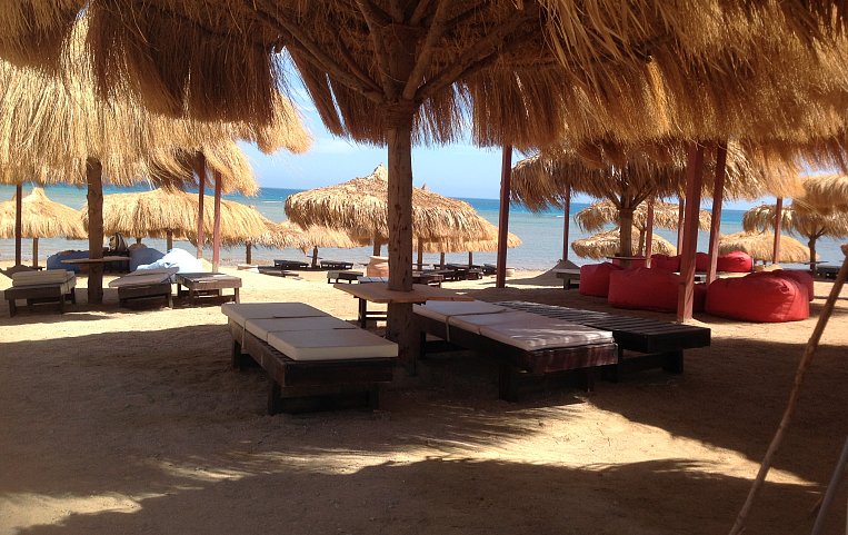 Caves Beach Resort Hurghada 5*
