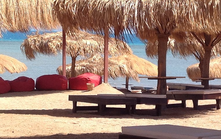 Caves Beach Resort Hurghada 5*