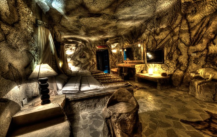 Caves Beach Resort Hurghada 5*