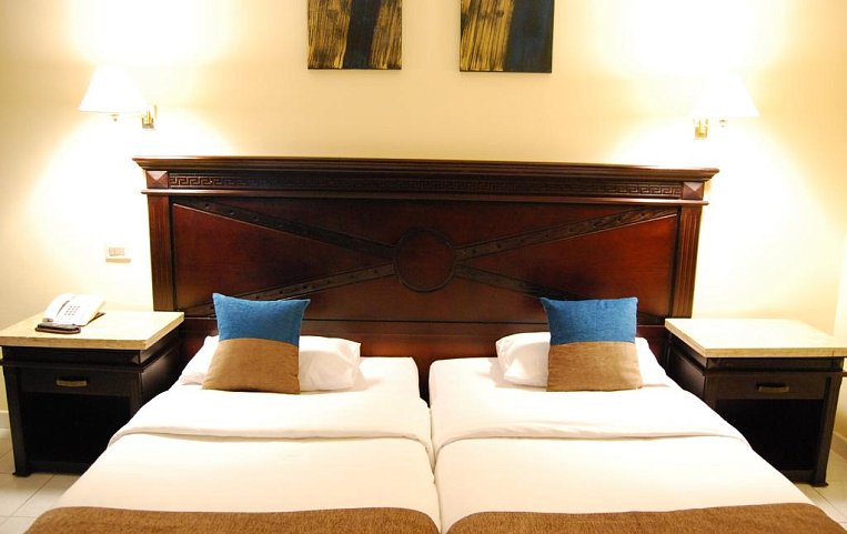 Cataract Resort 4*