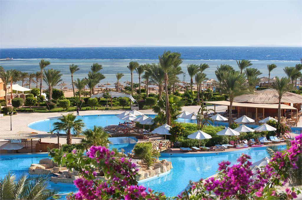 Amwaj Oyoun Resort And Casino 4*