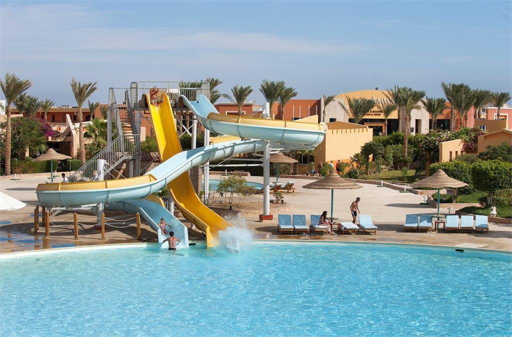 Amwaj Oyoun Resort And Casino 4*