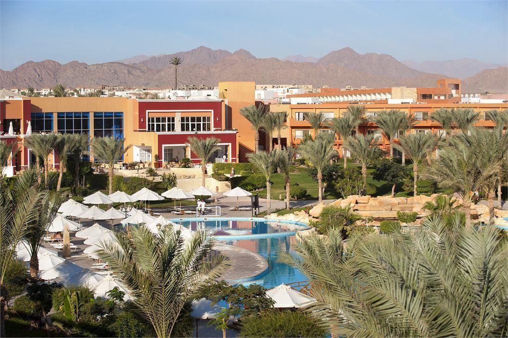 Amwaj Oyoun Resort And Casino 4*