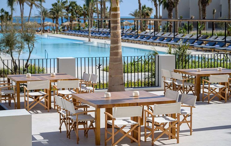 Serry Beach Resort 5*