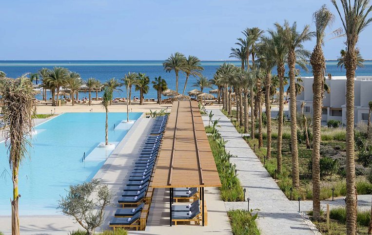 Serry Beach Resort 5*