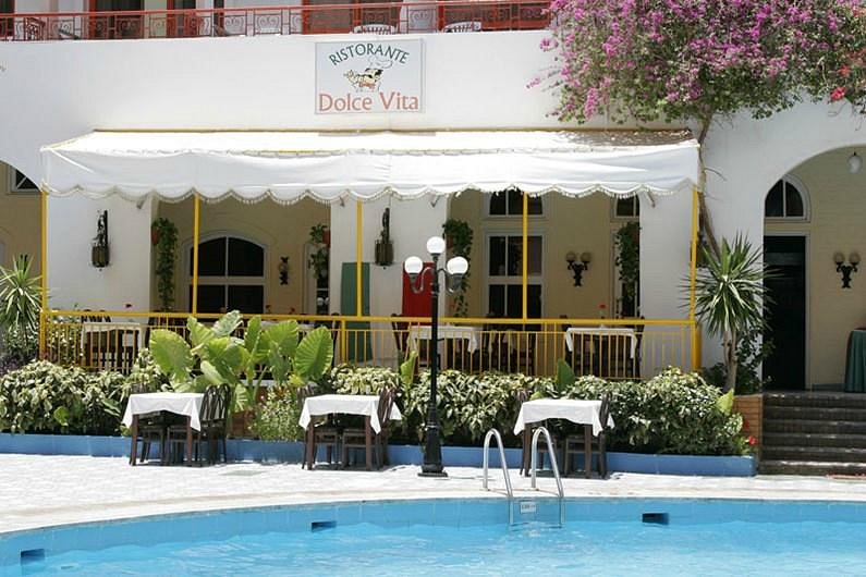 Empire Hotel Aquapark 3*