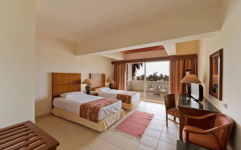 Amphoras Aqua 4*