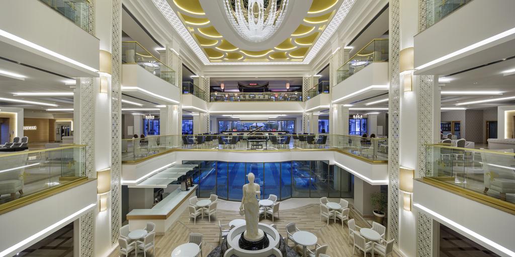 Queen's Park Tekirova 5*