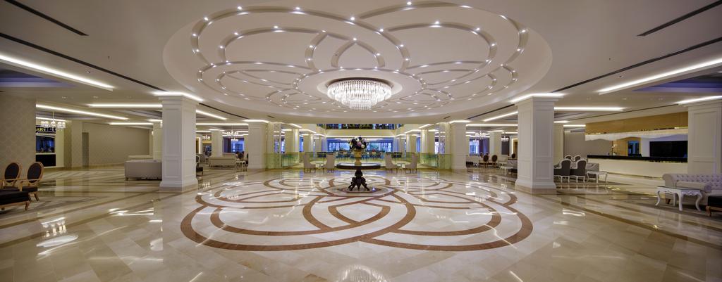 Queen's Park Tekirova 5*