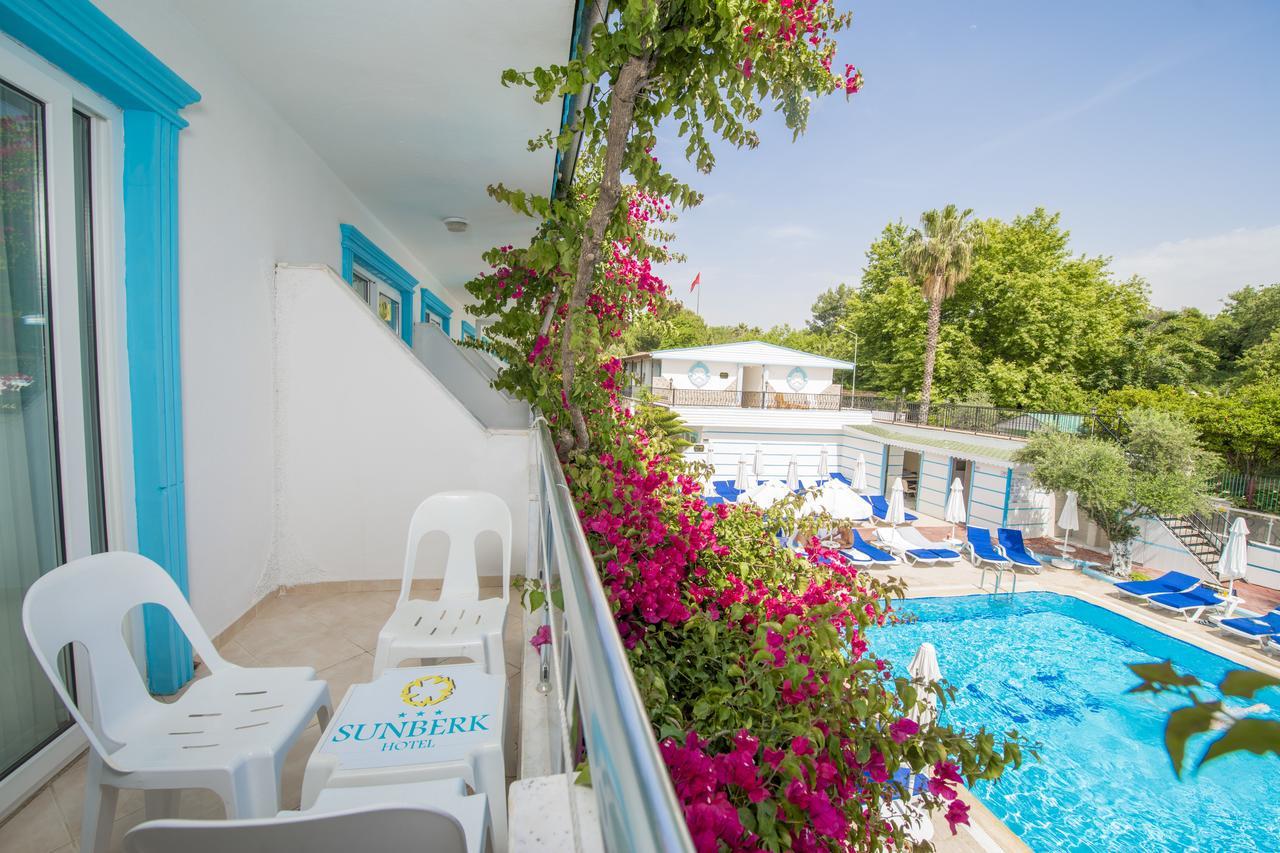 Sunberk Hotel 3*