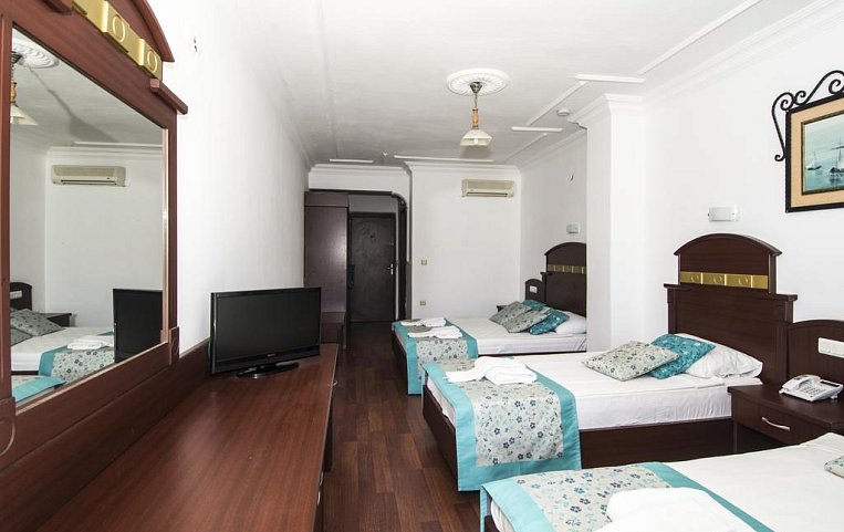 Sunberk Hotel 3*