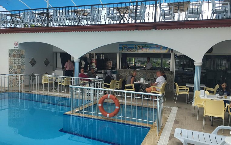 Sunberk Hotel 3*