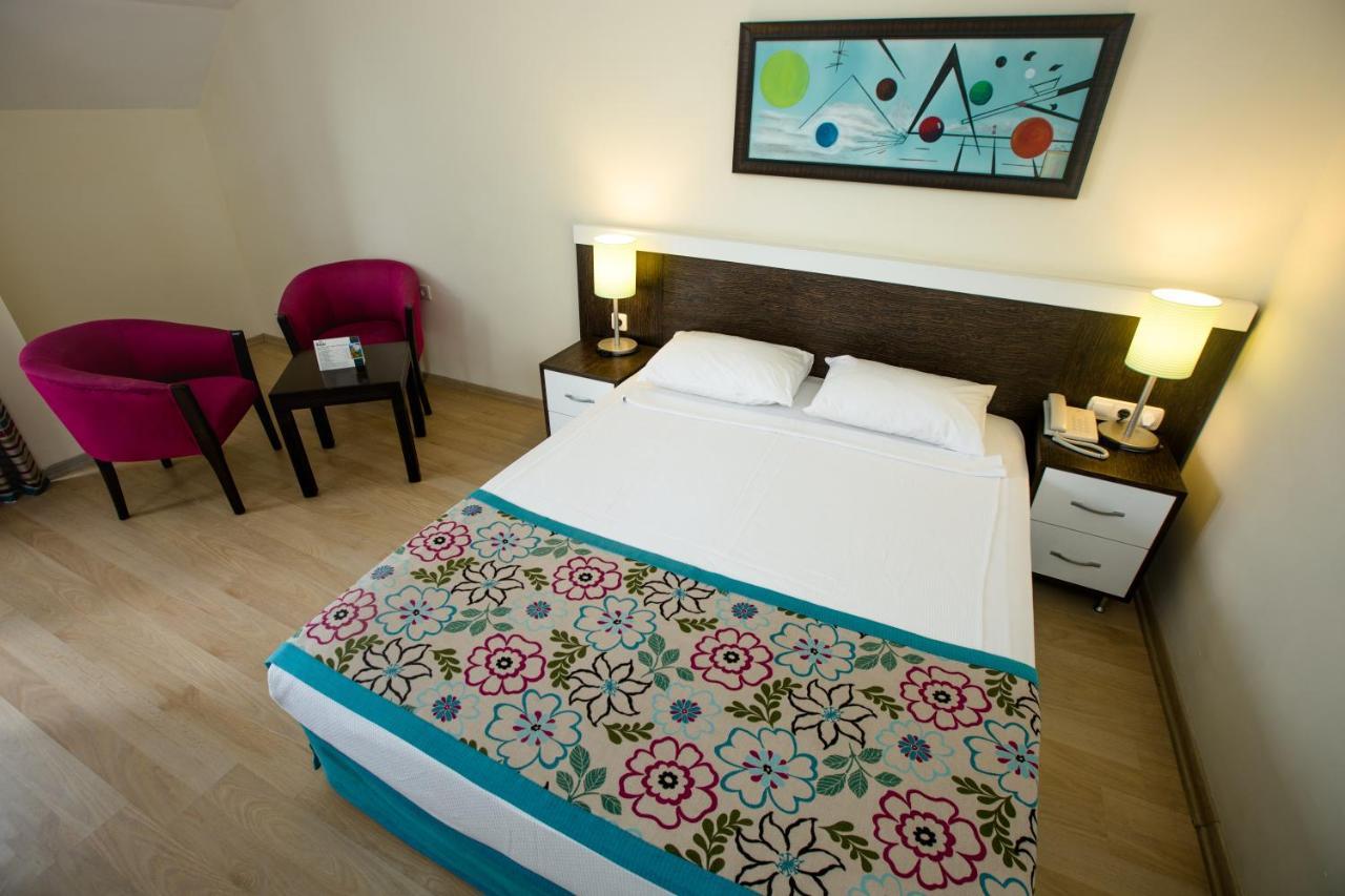 Dosi Hotel 4*