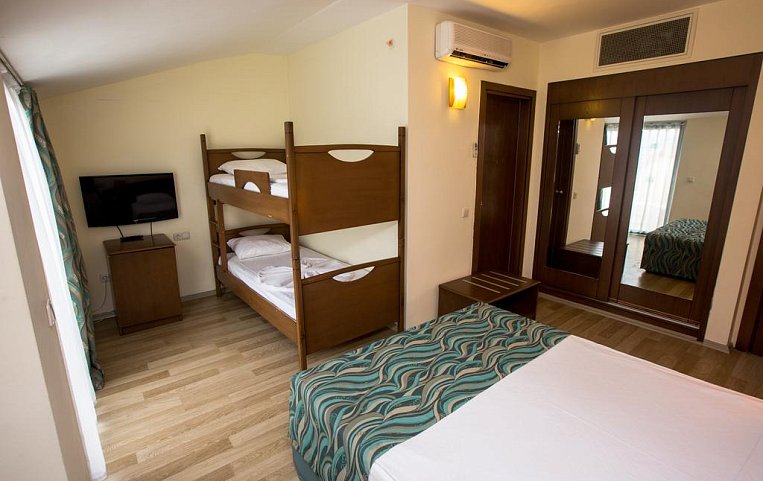 Dosi Hotel 4*