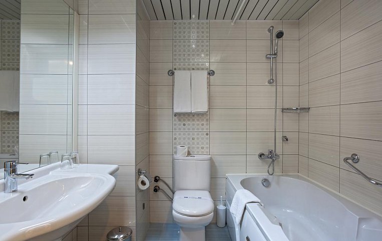 Dosi Hotel 4*