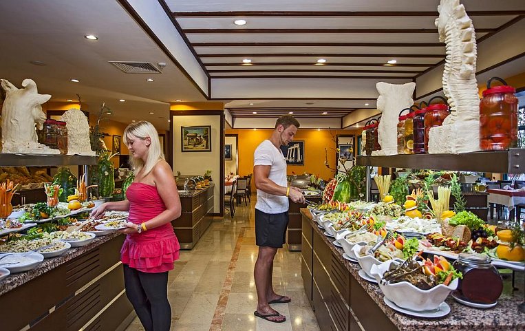 Dosi Hotel 4*