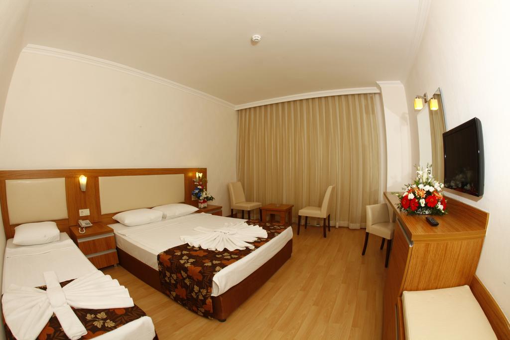 Cenger Beach Resort & Spa 5*
