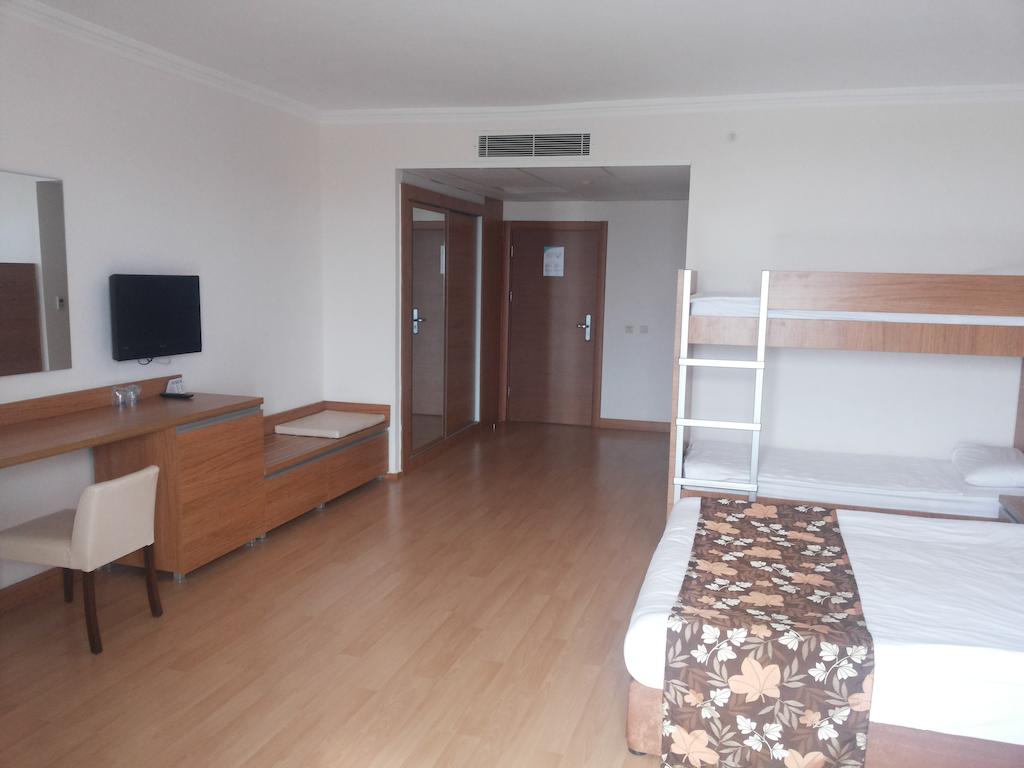 Cenger Beach Resort & Spa 5*
