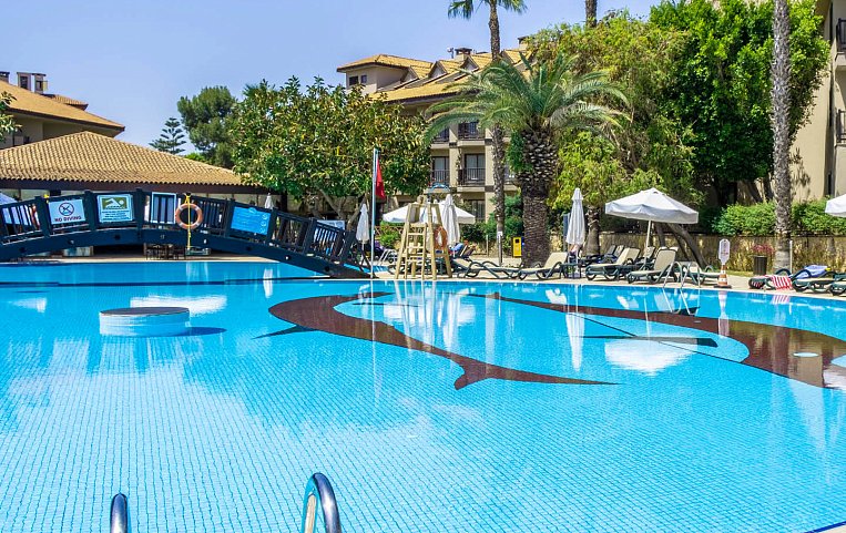 Alba Resort Hotel 5*
