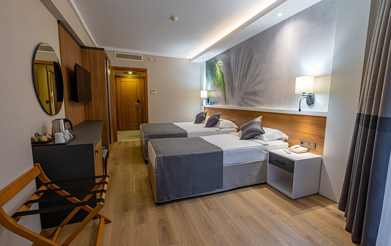 Alba Resort Hotel 5*