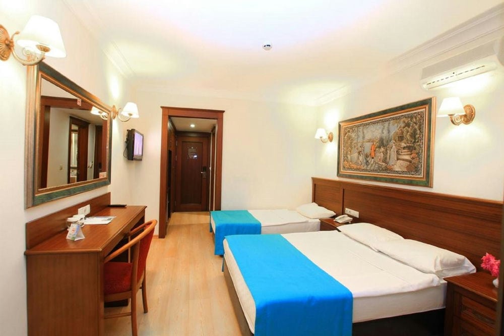 Kaya Maris Hotel 4*