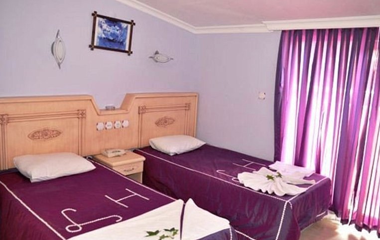 Anerissa Hotel 3*