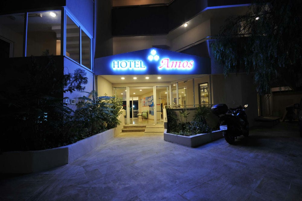 Amos Hotel 3*