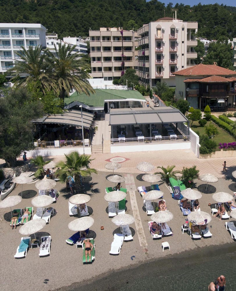 Amos Hotel 3*