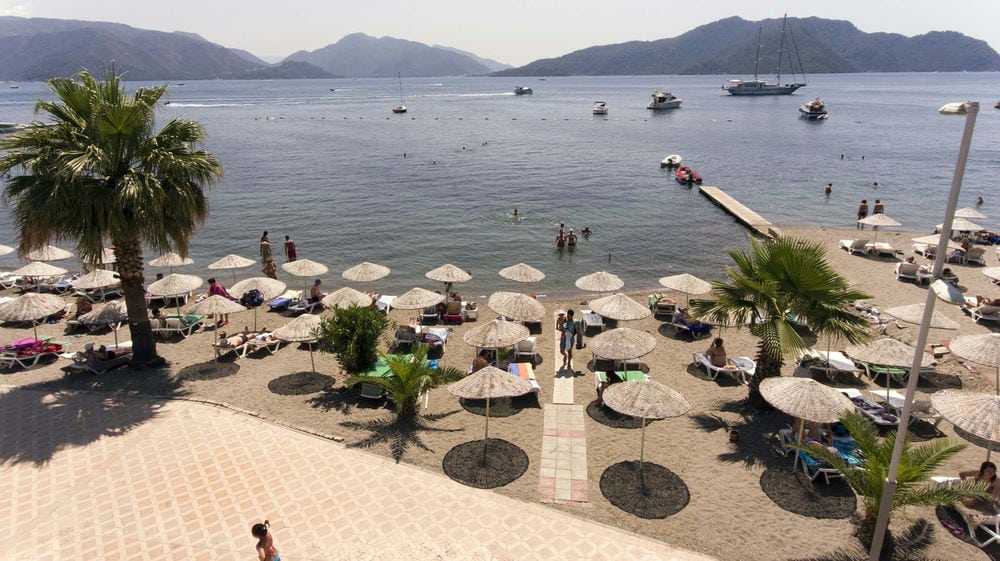 Amos Hotel 3*