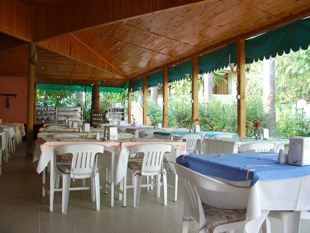 Amos Hotel 3*