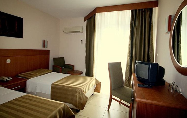 Surtel Hotel 3*