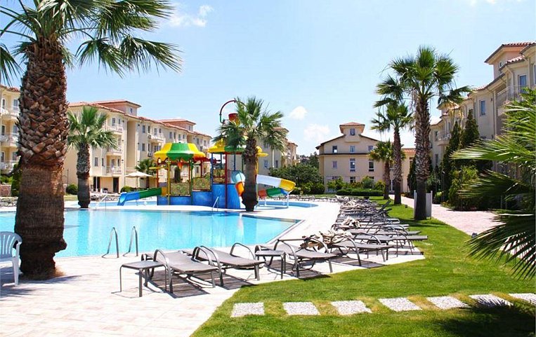 Sealight Family Club 4*