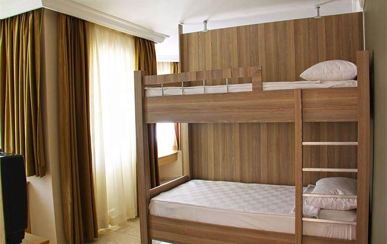 Sealight Family Club 4*
