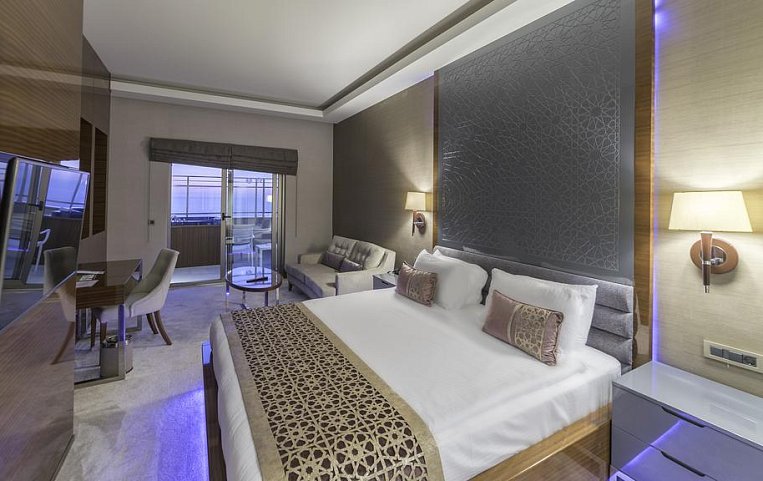 Ramada Resort Kusadasi & Golf