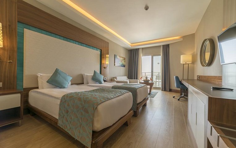 Ramada Resort Kusadasi & Golf