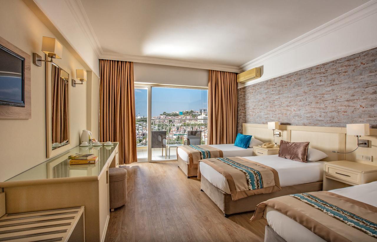 Palmin Hotel 4*