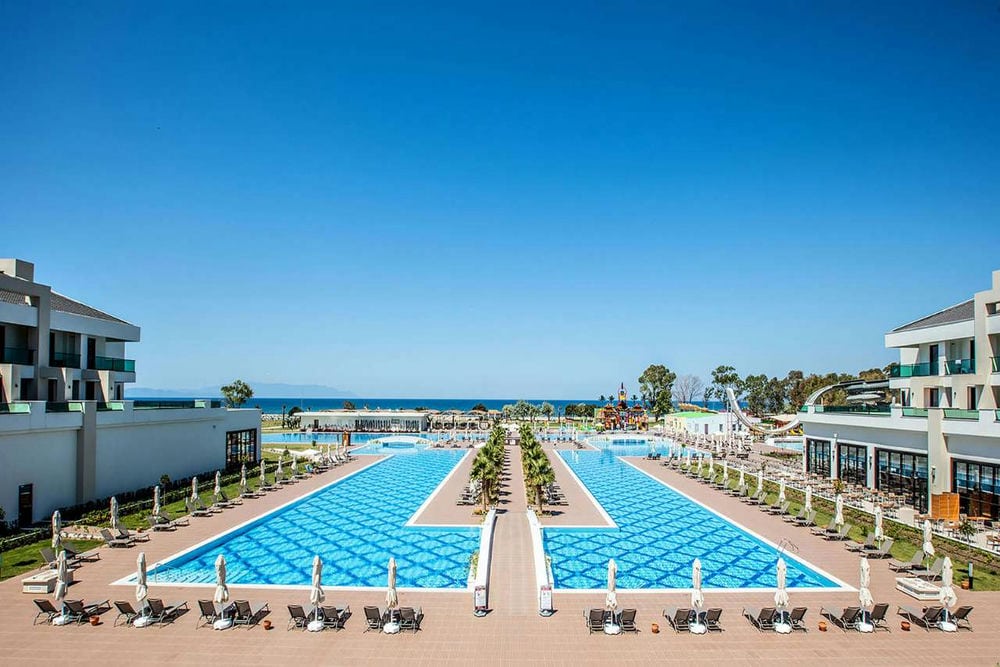 Korumar Ephesus Beach & Spa Resort 5*