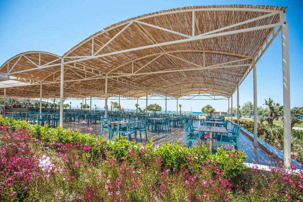 Korumar Ephesus Beach & Spa Resort 5*