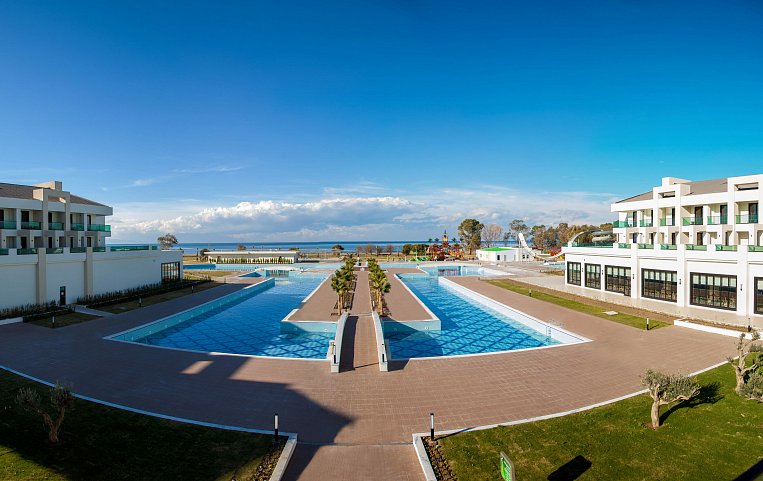 Korumar Ephesus Beach & Spa Resort 5*