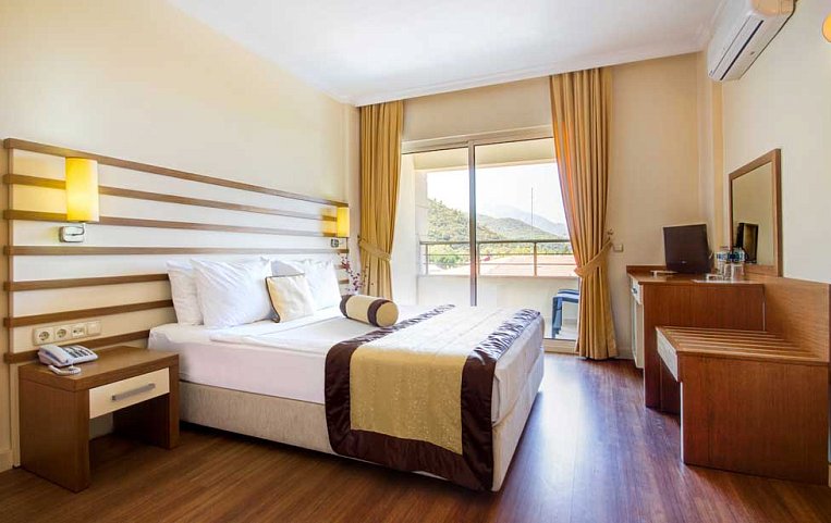 Akbulut Hotel 4*