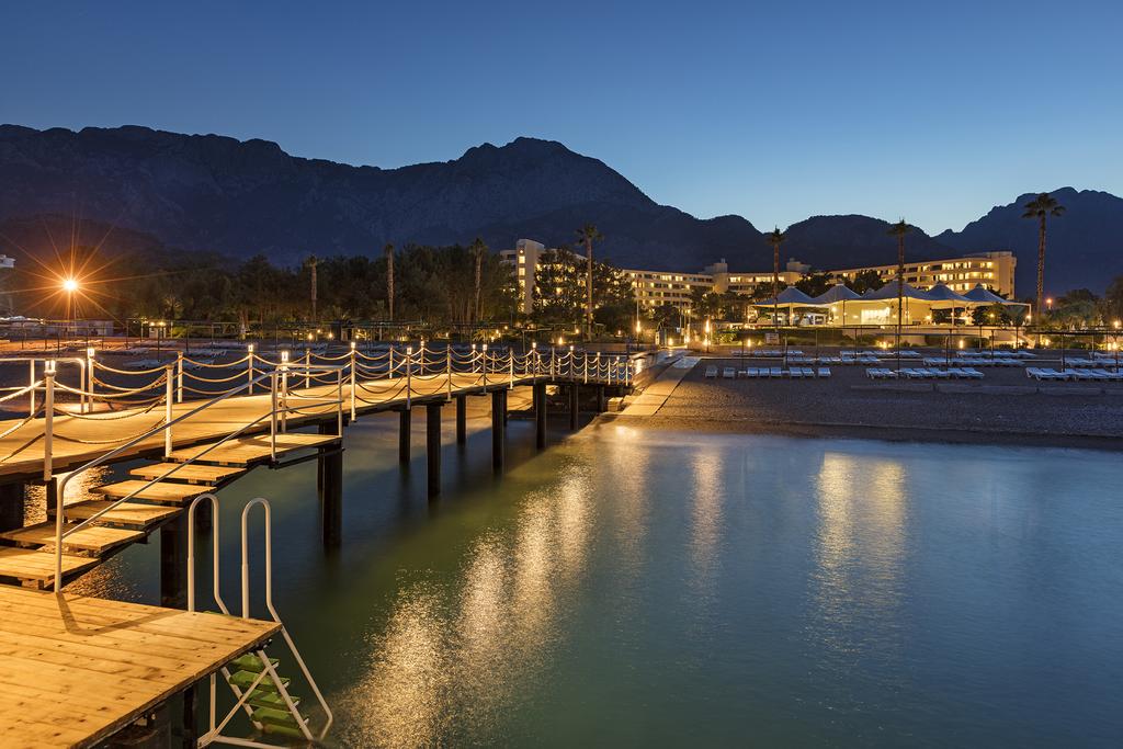 Mirage Park Resort 5*