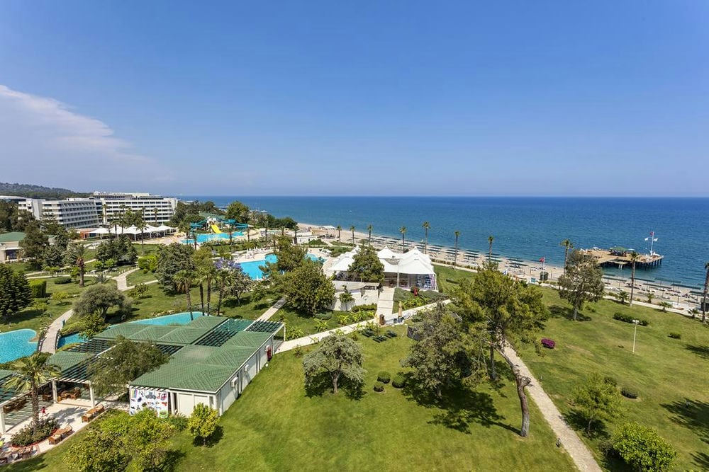 Mirage Park Resort 5*