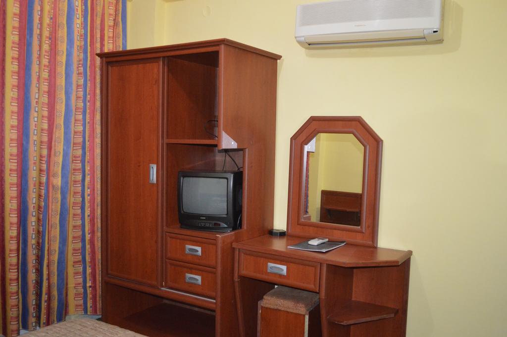 Kemer Paradise Hotel 3*