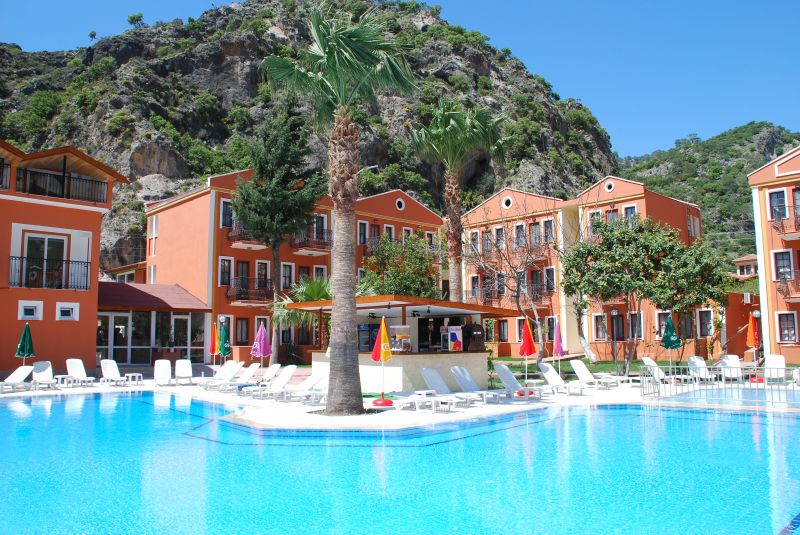 Akdeniz Beach 3*