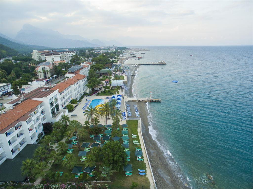 Club Hotel Rama 4*