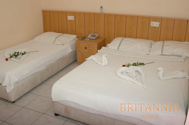 Britannia Hotel & Vollas 3*