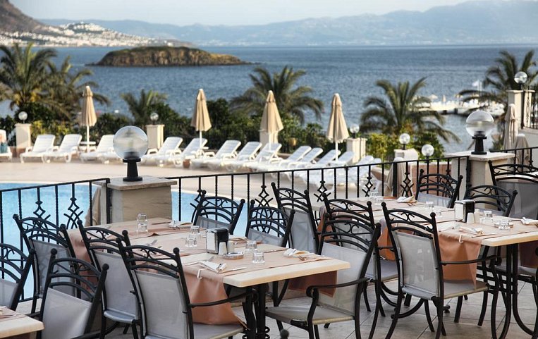 Yasmin Bodrum Resort 5*