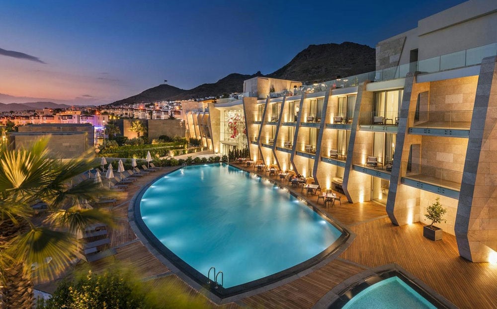 Swissotel Resort Bodrum Beach 5*